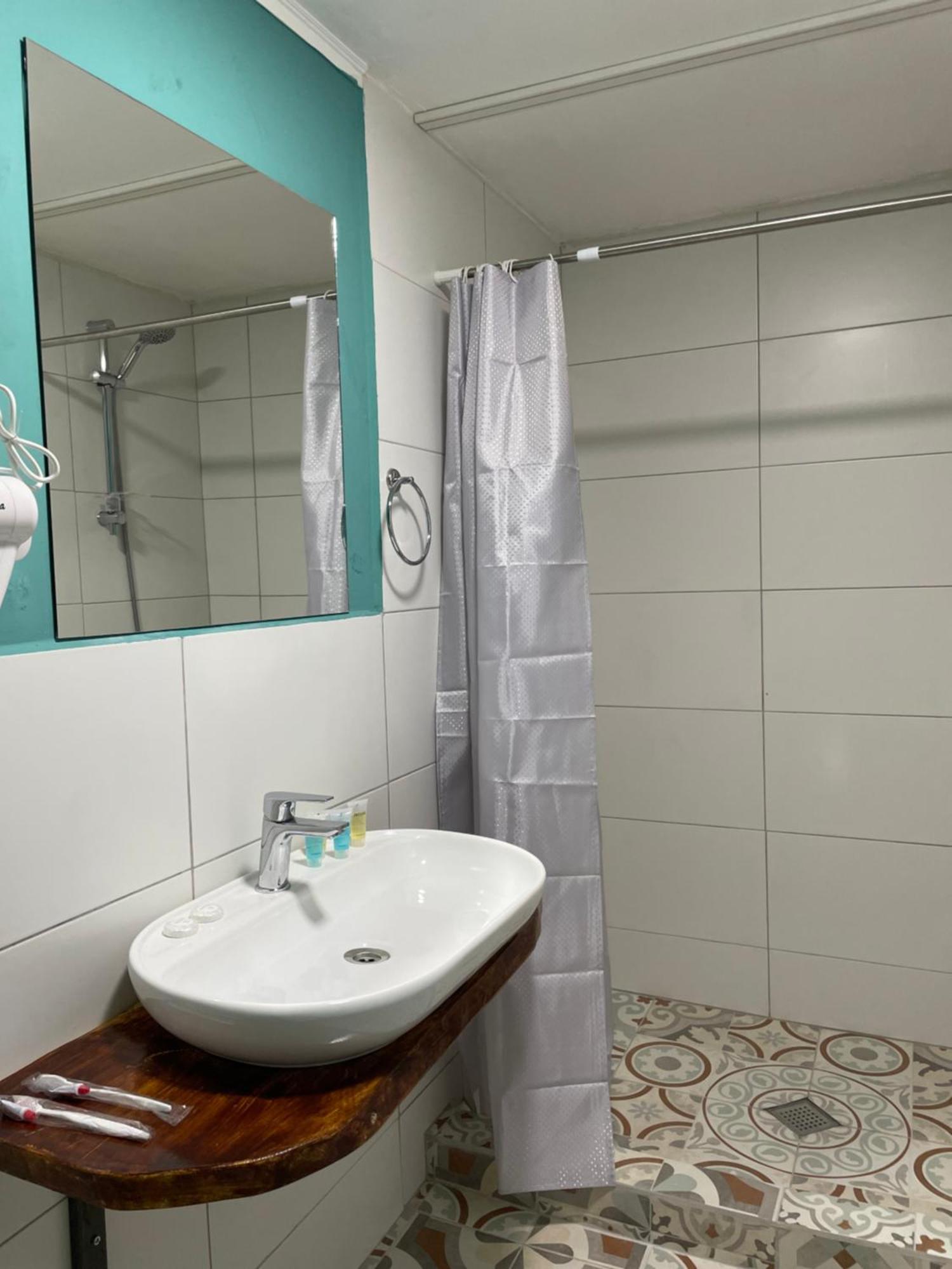 Hotel Ailama מסטיה מראה חיצוני תמונה