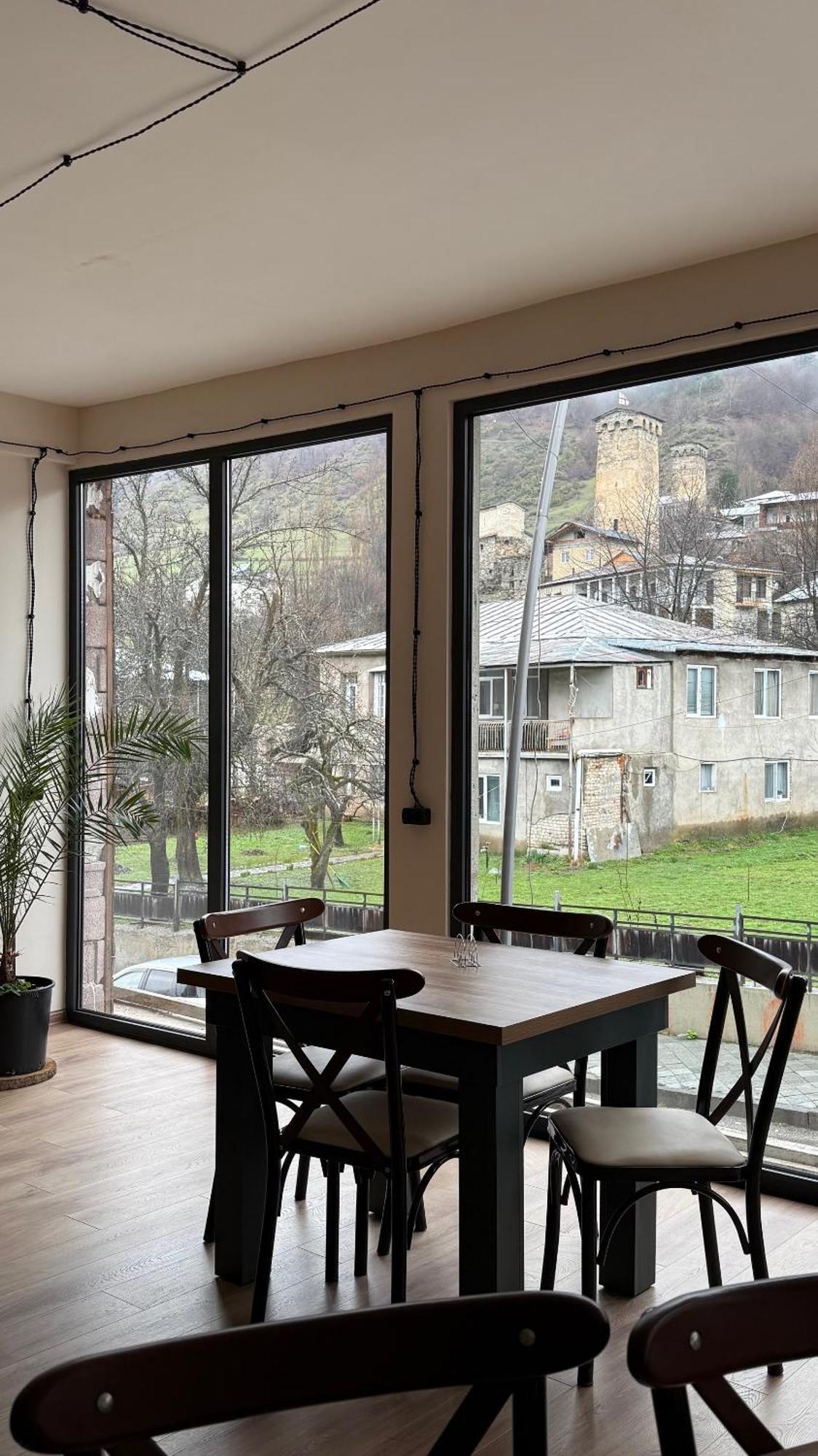 Hotel Ailama מסטיה מראה חיצוני תמונה