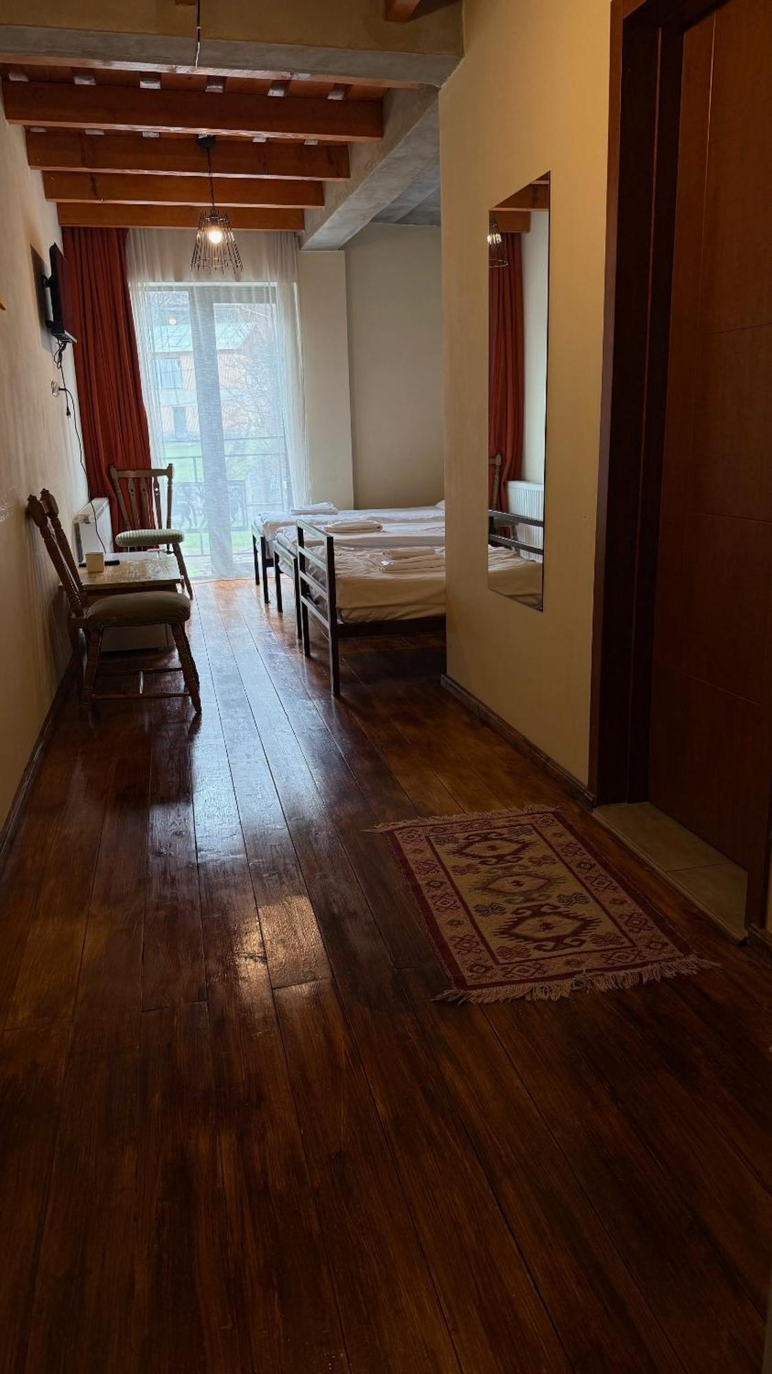 Hotel Ailama מסטיה מראה חיצוני תמונה