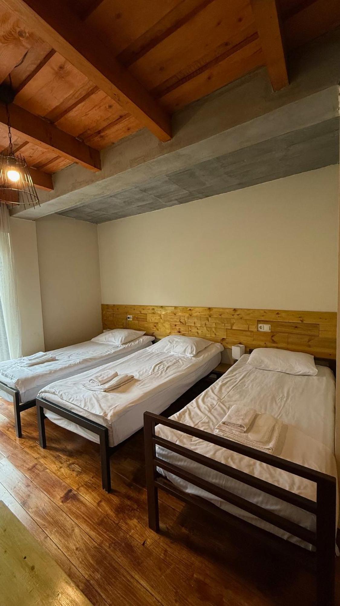 Hotel Ailama מסטיה מראה חיצוני תמונה